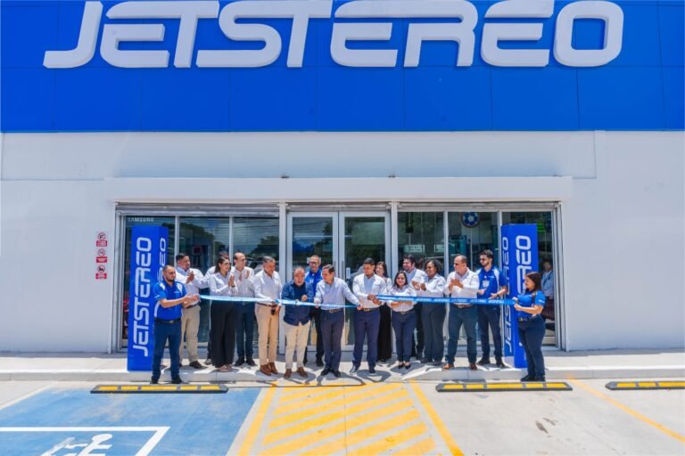 Jetstereo fortalece su presencia en La Ceiba con la apertura de una nueva tienda y Centro de Servicio Técnico