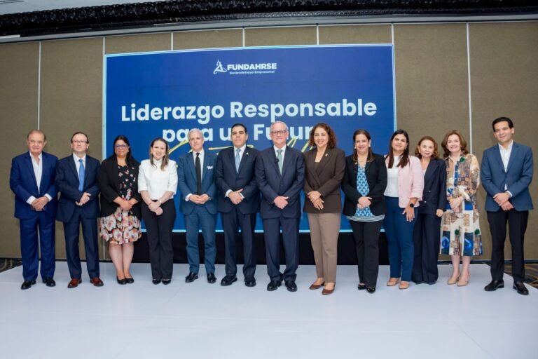 FUNDAHRSE promueve el liderazgo responsable para construir un futuro sostenible